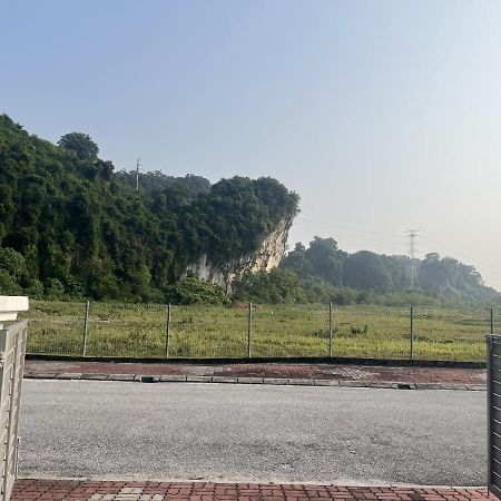Low Season Promotion! 4B11B Mountainview 16 Pax Ipoh Esterno foto